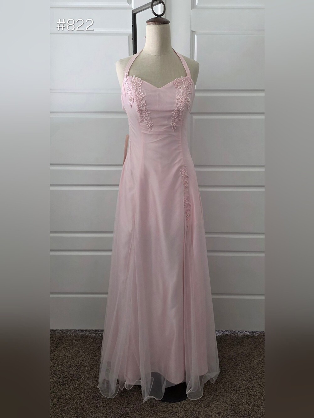 Pink Chiffon Halter A-line Prom Dress with Floral Appliques